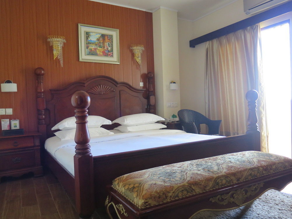 Hotel Essencia Dumaguete City Dış mekan fotoğraf