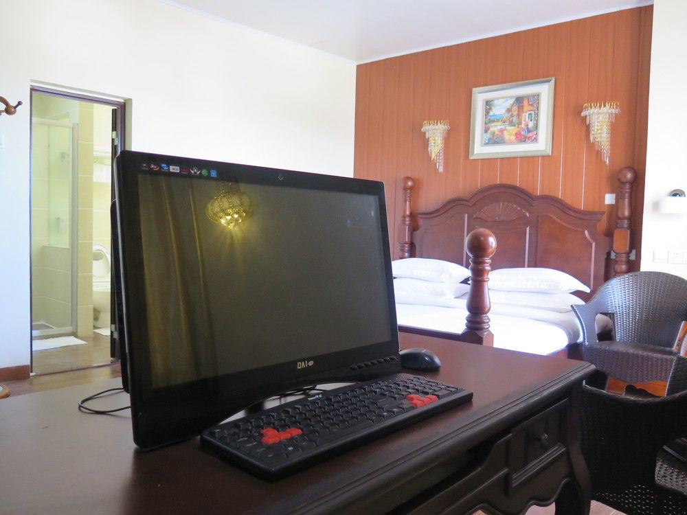 Hotel Essencia Dumaguete City Dış mekan fotoğraf