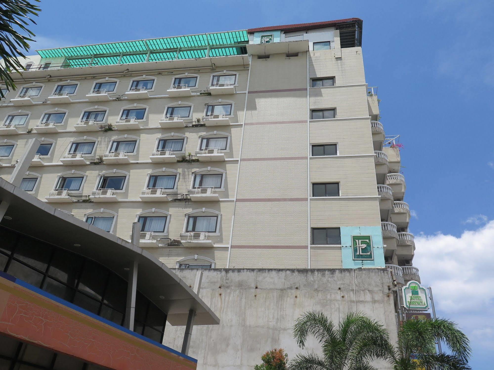 Hotel Essencia Dumaguete City Dış mekan fotoğraf