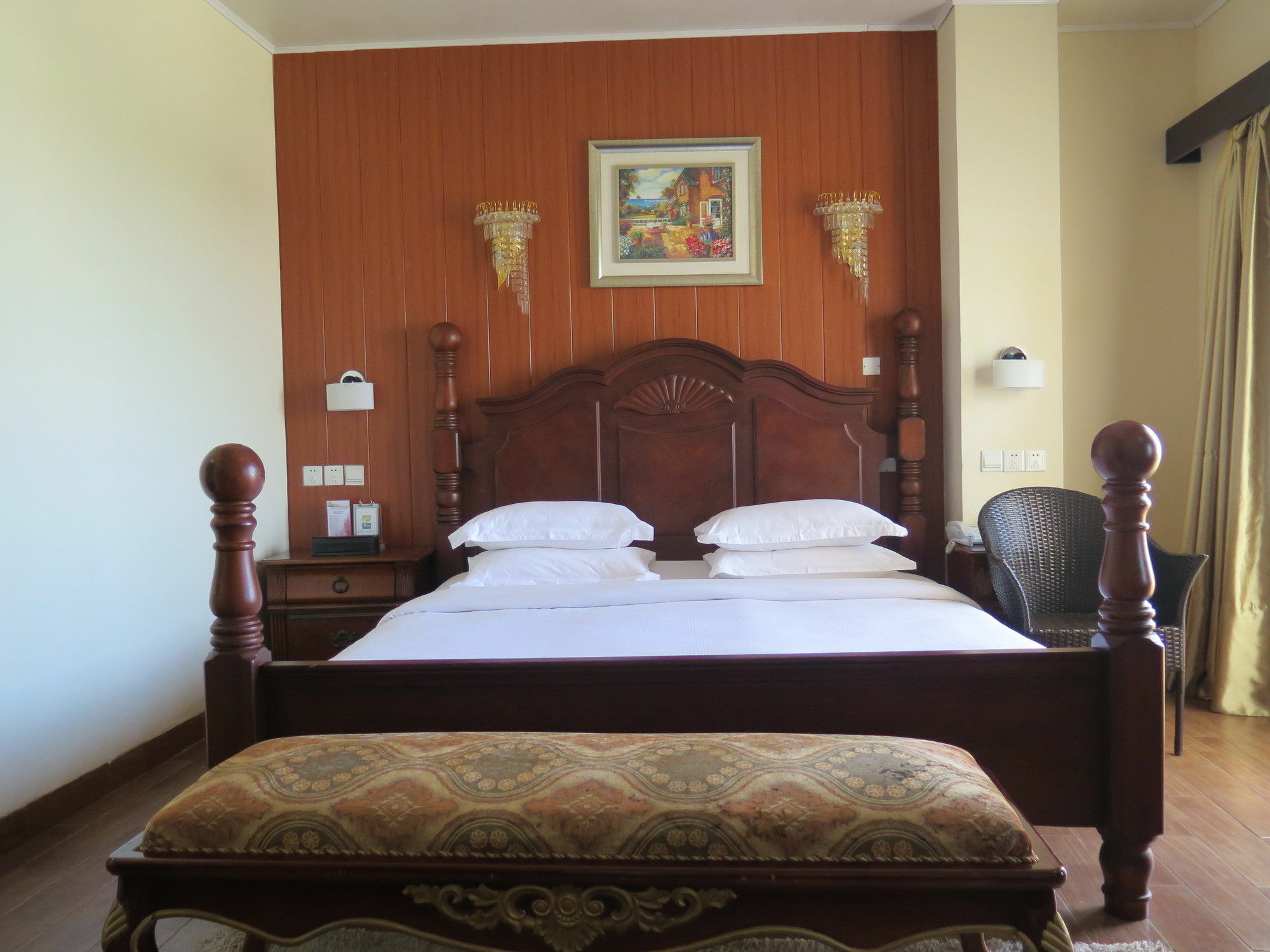 Hotel Essencia Dumaguete City Dış mekan fotoğraf