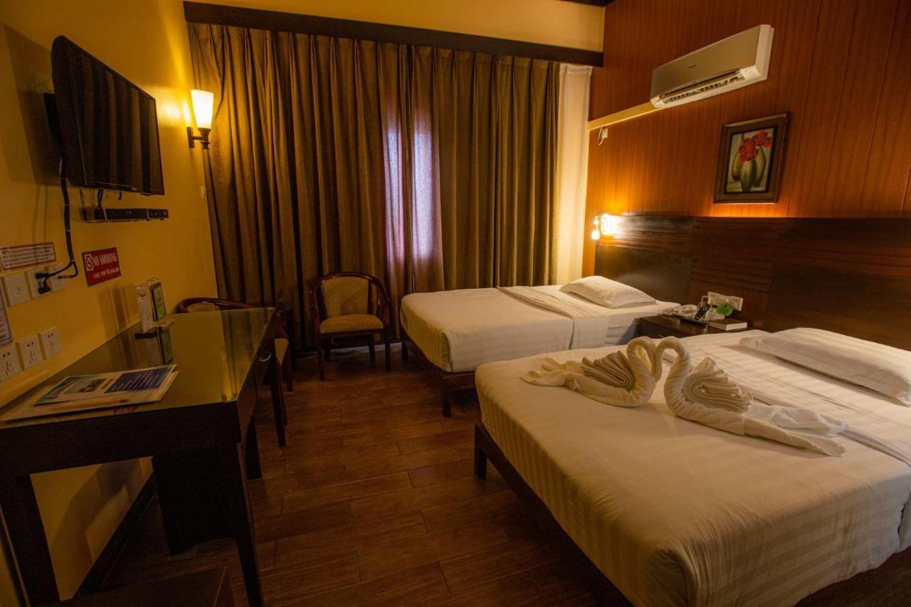 Hotel Essencia Dumaguete City Dış mekan fotoğraf
